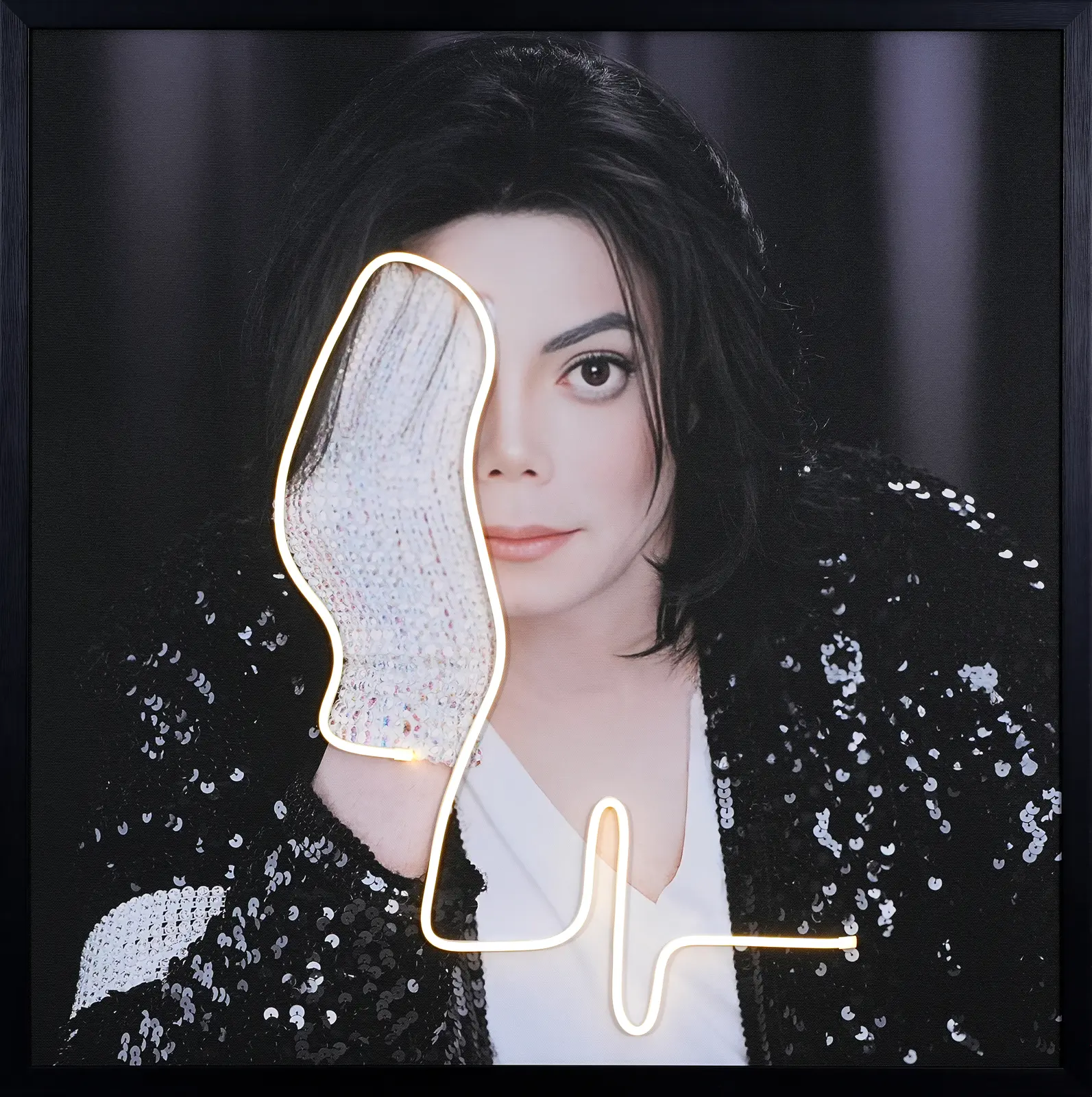 MJ Glowing Glove LED Wall Decor | Pop Icon Premium Music Wall Decor — Day